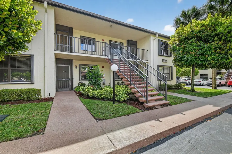 7855 Willow Spring Drive #725, Lake Worth, FL 33467 - #3