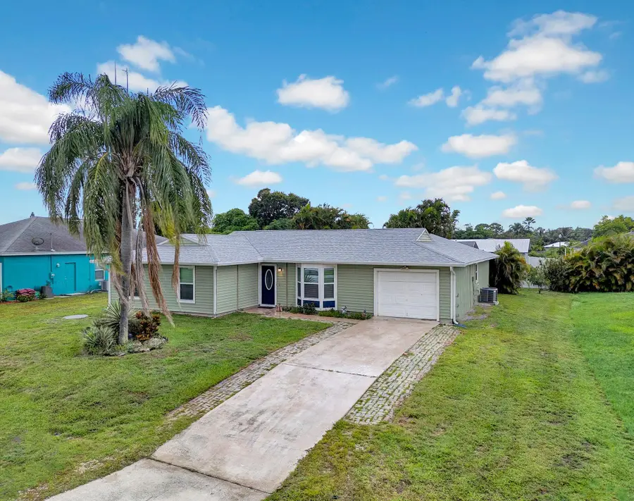 1918 SE Cheltenham Street, Port Saint Lucie, FL 34983 - #2