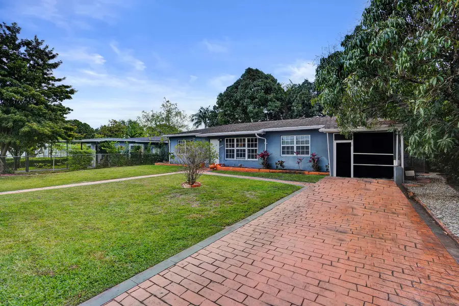 14831 S River Drive, Miami, FL 33167 - #2