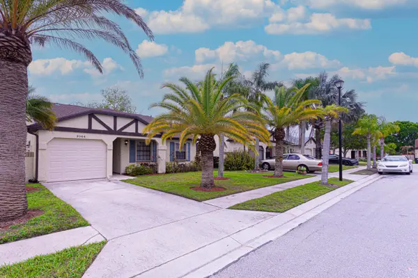2344 SE Breckenridge Circle, Port St Lucie, FL 34952