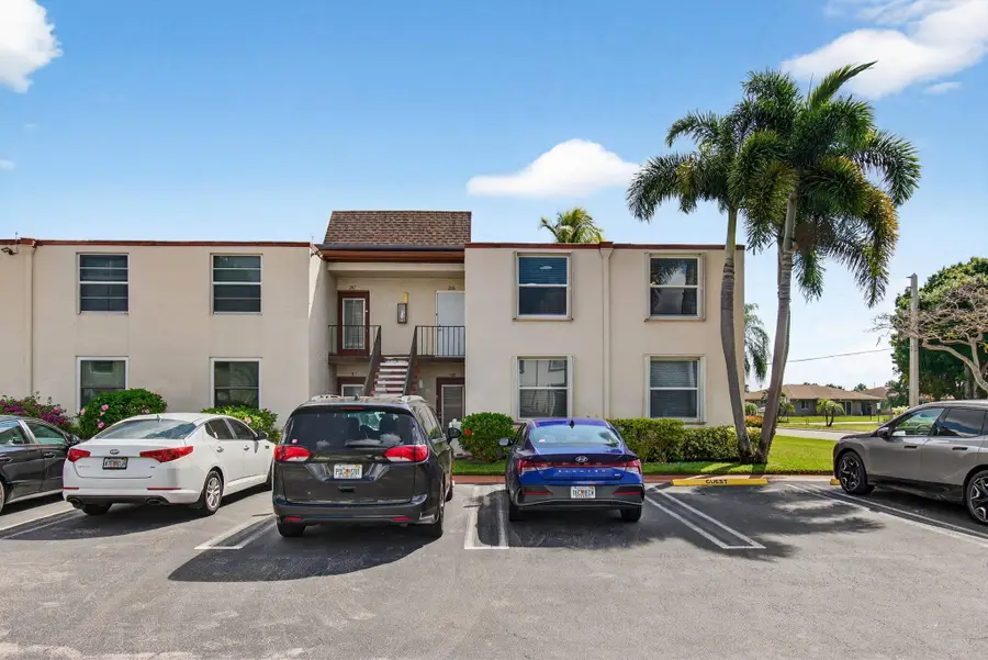 9 Willowbrook Lane #208, Delray Beach, FL 33446 - #3
