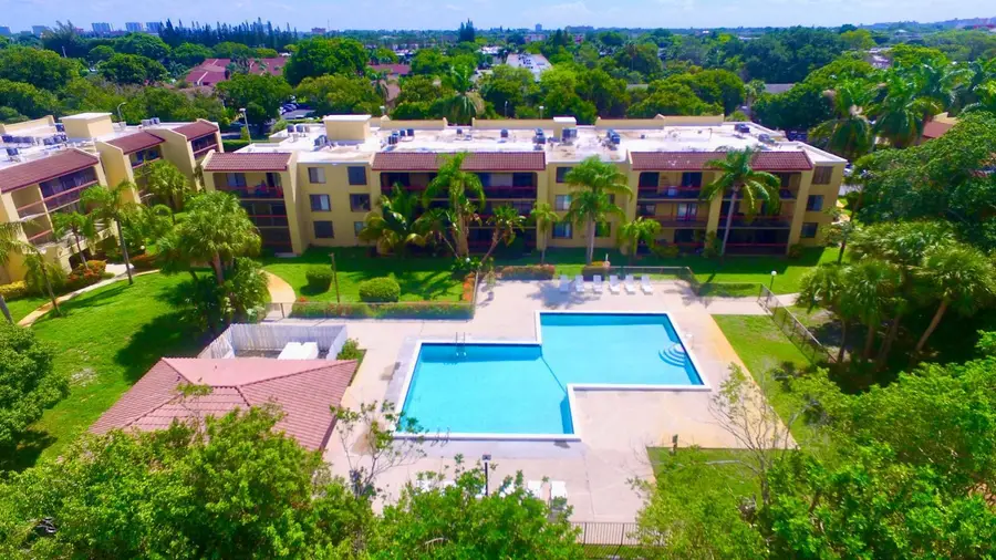 737 SE 1st Way #306, Deerfield Beach, FL 33441 - #2