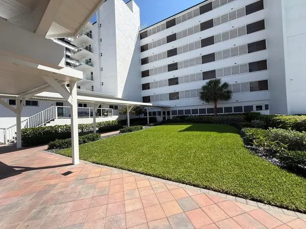 2909 S Ocean Boulevard #6a, Highland Beach, FL 33487