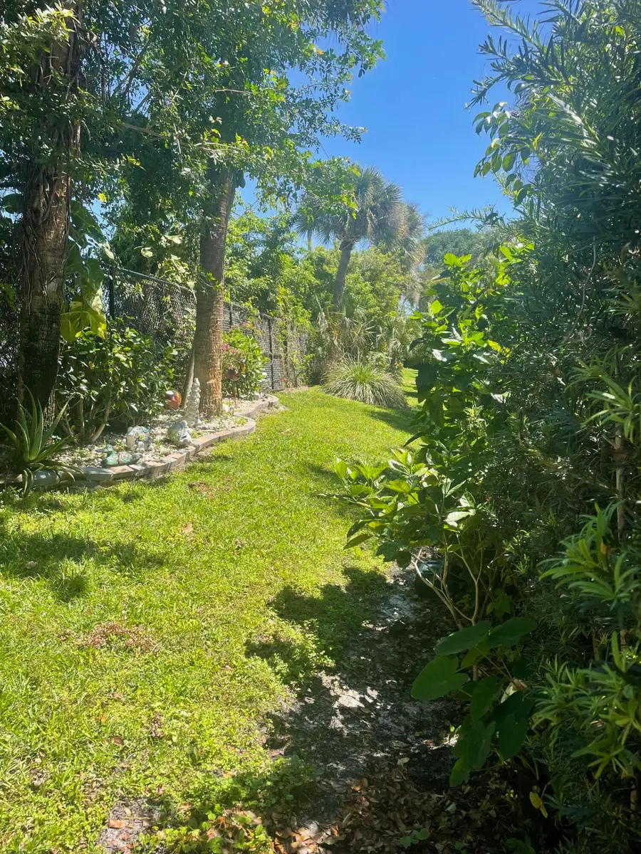 804 Summit Lake Drive, West Palm Beach, FL 33406 - #3