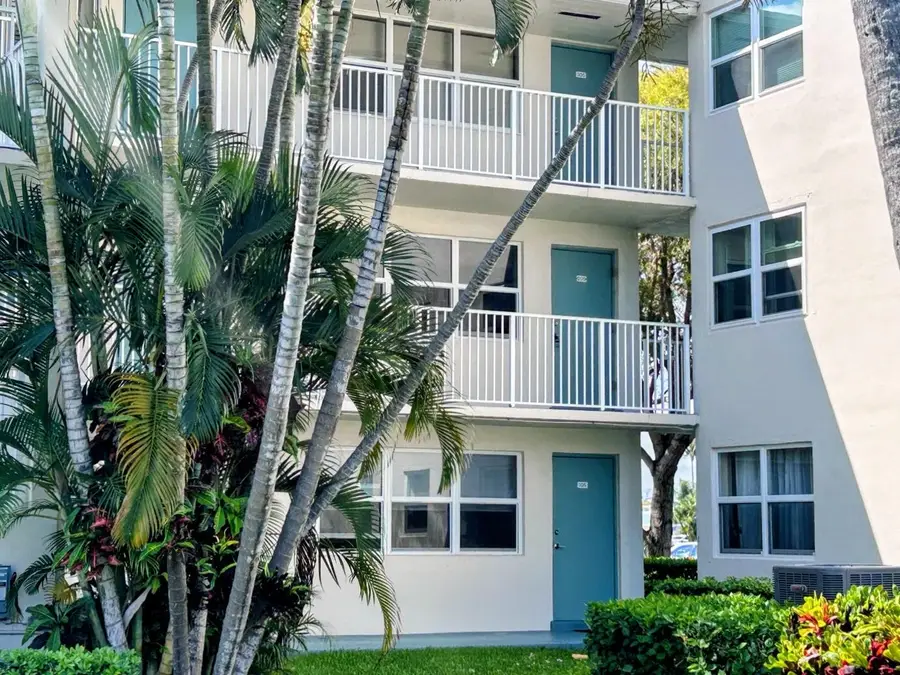 230 Horizons E #205, Boynton Beach, FL 33435 - #3