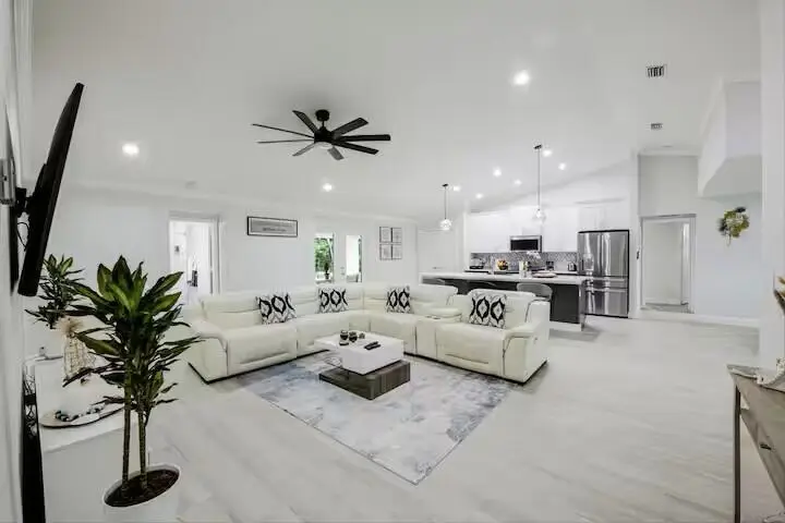 11038 Persimmon Boulevard, West Palm Beach, FL 33411 - #2