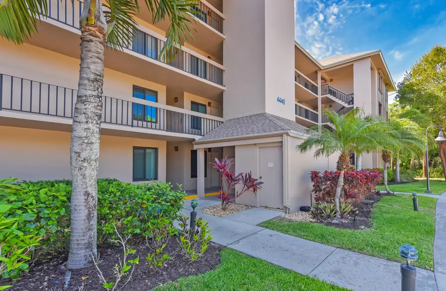 4440 NE Sandpebble Trace #104, Stuart, FL 34996 - #2