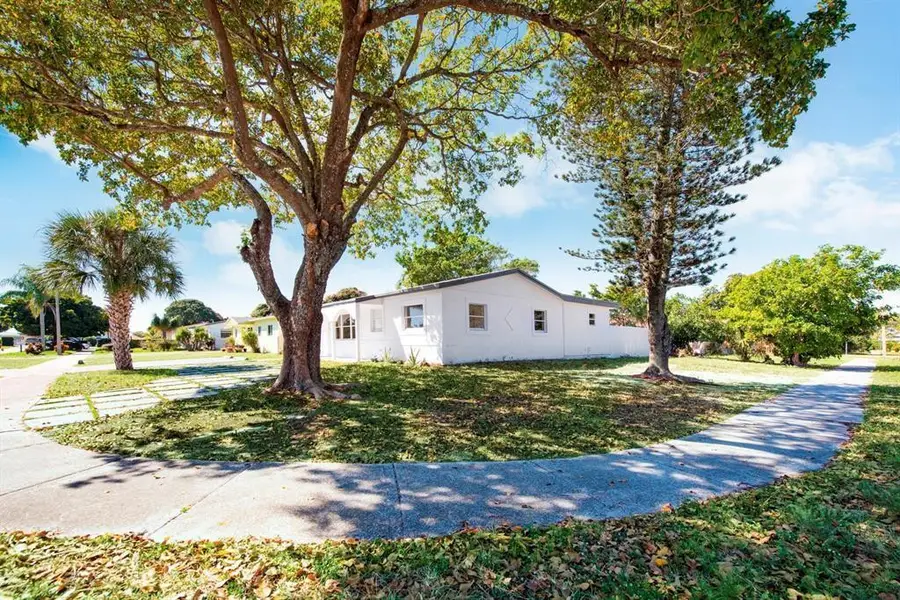 1031 SW 6th Way, Deerfield Beach, FL 33441 - #2