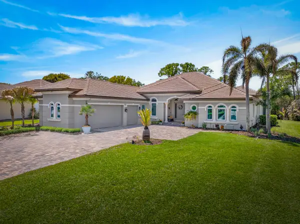 523 SW Squire Johns Lane, Palm City, FL 34990