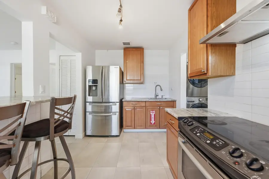 629 NE 36th Street, Oakland Park, FL 33334 - #3