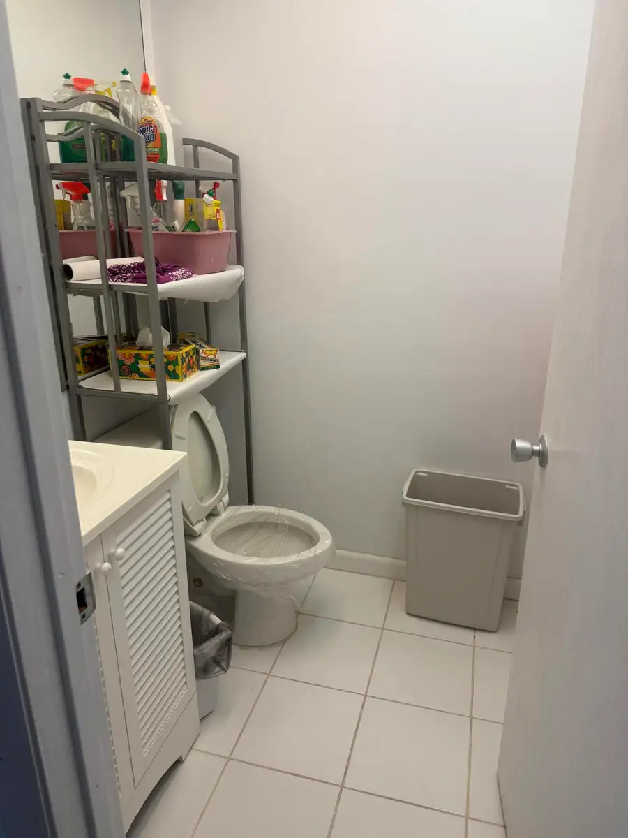 251 Flanders F, Delray Beach, FL 33484 - #3