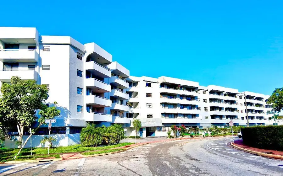 7300 Wayne Avenue #213, Miami Beach, FL 33141 - #2