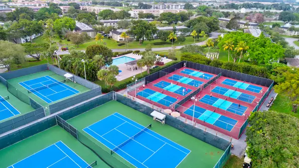 1802 Eleuthera Point #E4, Coconut Creek, FL 33066