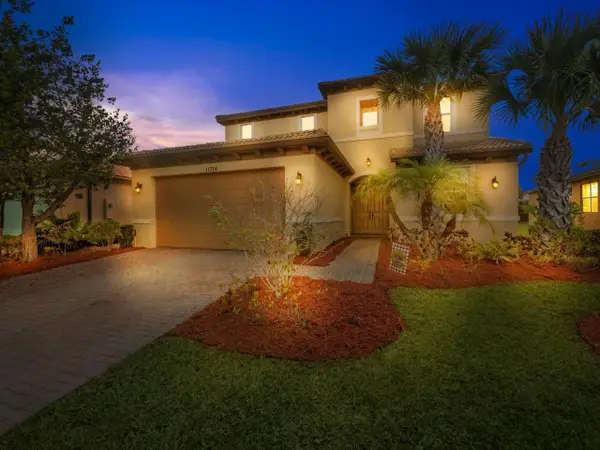 11316 SW Barton Way, Port St Lucie, FL 34987