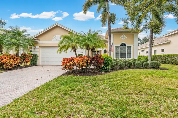1209 River Wind Circle, Vero Beach, FL 32967