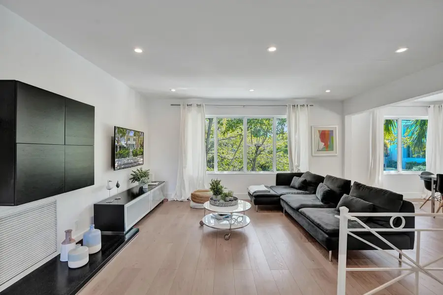 1415 SE 2nd Street #1-4, Fort Lauderdale, FL 33301 - #2