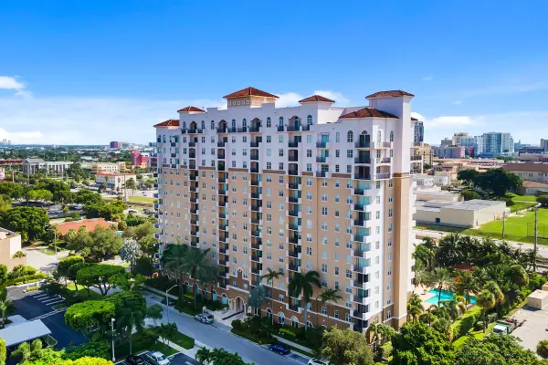 616 Clearwater Park Road #1106, West Palm Beach, FL 33401