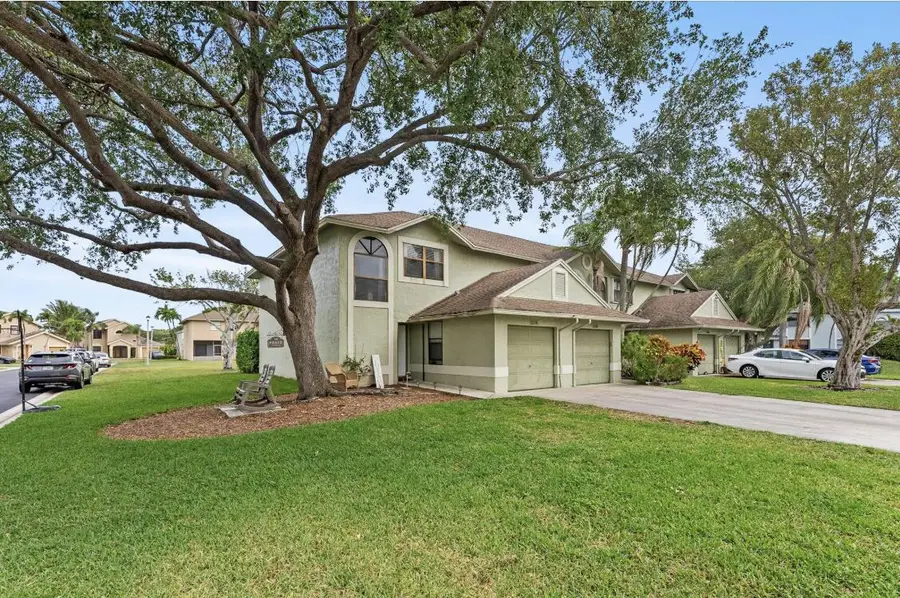 12176 Pasadena Way, Boynton Beach, FL 33437 - #2