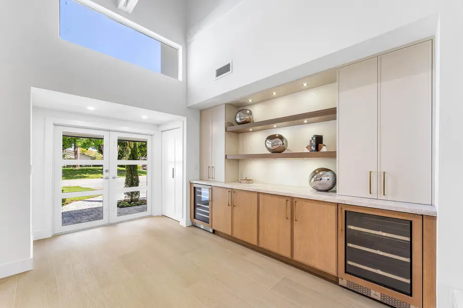 654 W Lakewoode Circle, Delray Beach, FL 33445 - #3