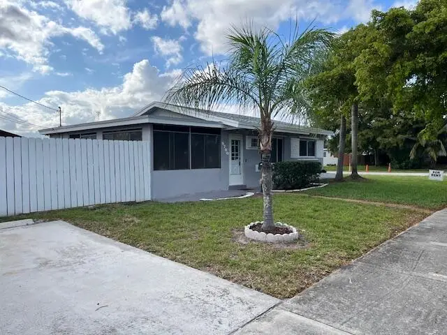 6700 Liberty Street, Hollywood, FL 33024 - #2
