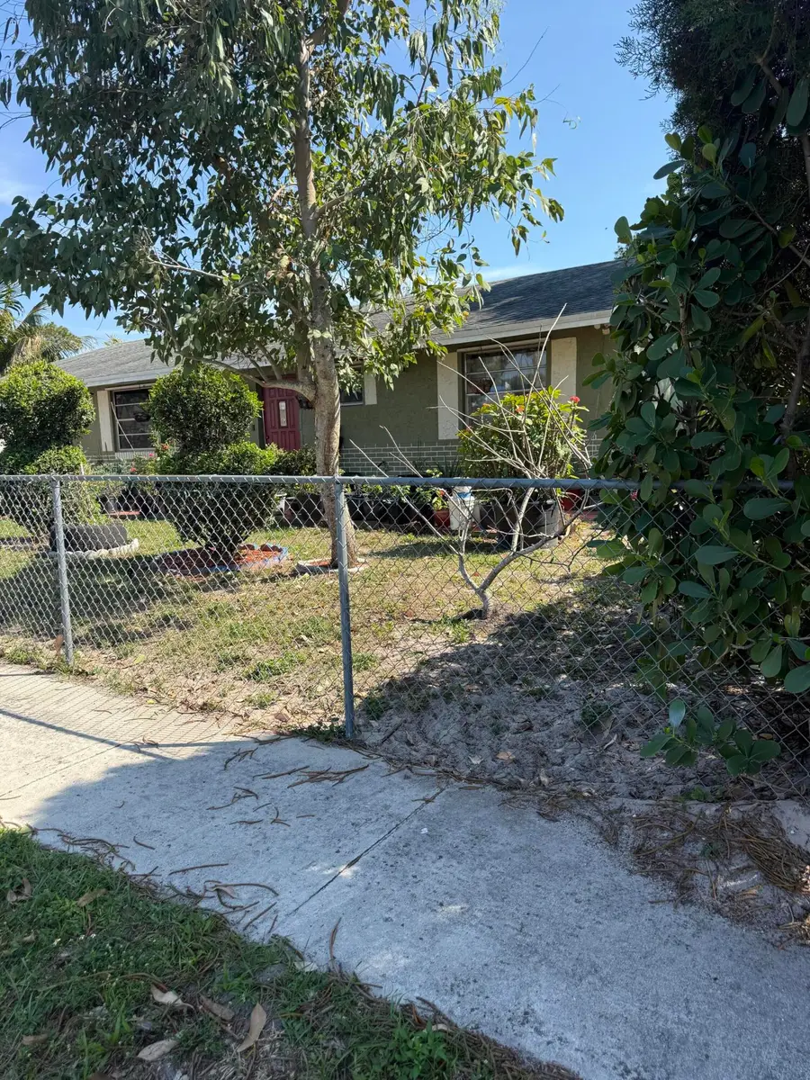 4776 Chariot Circle, Greenacres, FL 33463 - #3