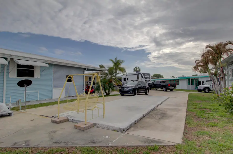 6681 SE 51st Street, Okeechobee, FL 34974 - #3