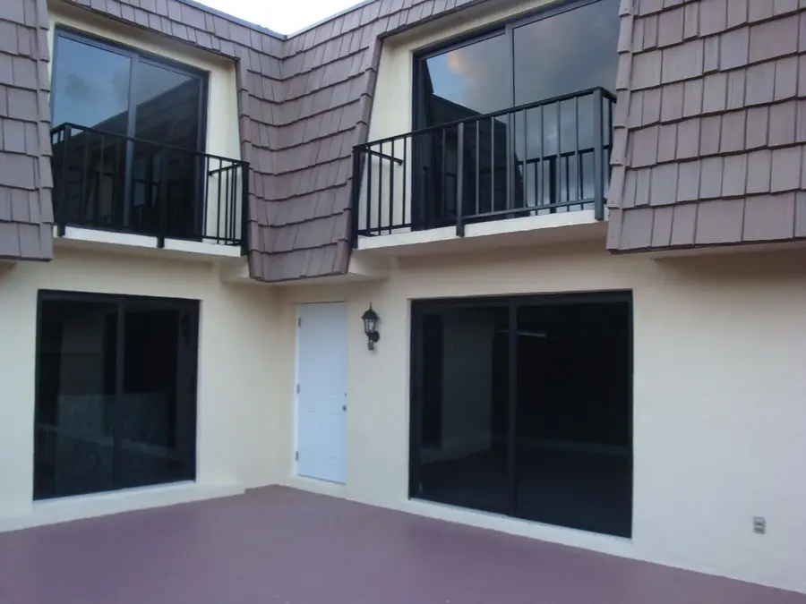 594 Springdale Circle #59-d, Palm Springs, FL 33461 - #2