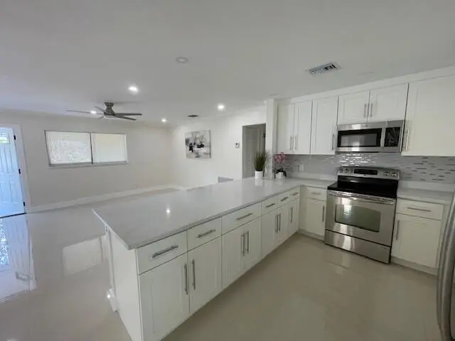 770 NW 40th Street, Oakland Park, FL 33309 - #2