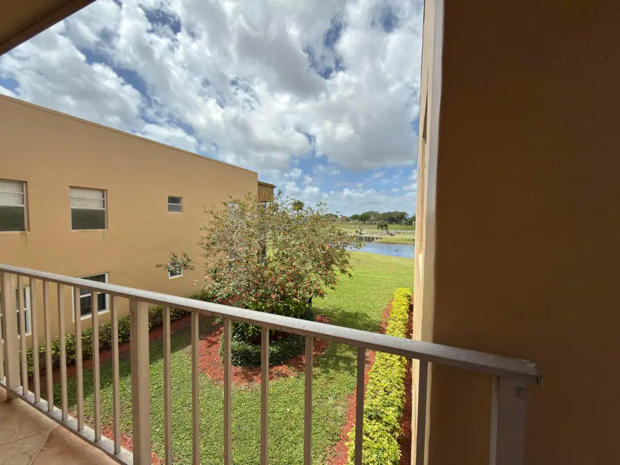 465 Flanders J, Delray Beach, FL 33484 - #3