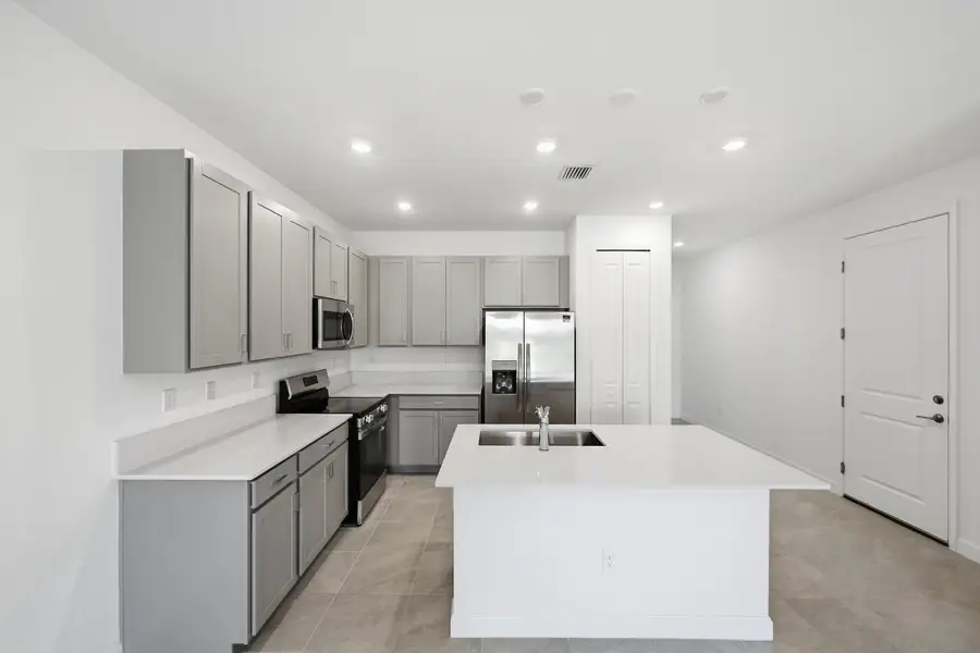 3736 Harborside Avenue, Fort Pierce, FL 34946 - #3