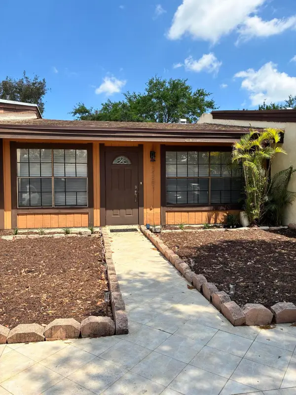 2301 Buttonwood Avenue, Pembroke Pines, FL 33026