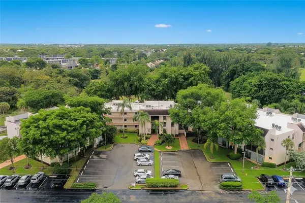 8150 W Mcnab Road #312, Tamarac, FL 33321