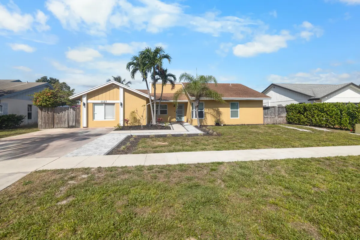1127 NW 9th Street, Boynton Beach, FL 33426 - #1