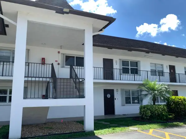 3111 Gardens E Drive #25, Palm Beach Gardens, FL 33410