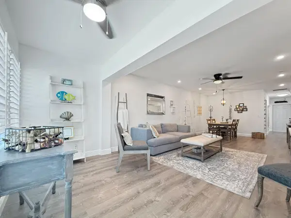 1021 Flame Vine Avenue #203, Delray Beach, FL 33445