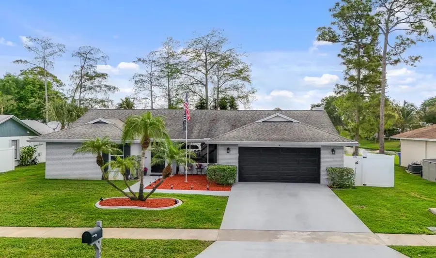 125 Parkwood Drive, Royal Palm Beach, FL 33411 - #2