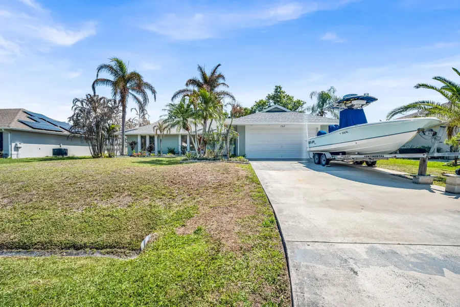 757 NE Eastlake Street, Port Saint Lucie, FL 34983 - #2