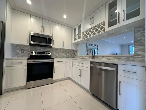 10630 NW 14th Street #118, Plantation, FL 33322