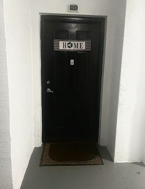 5032 Lantana Road #2105, Lake Worth, FL 33463