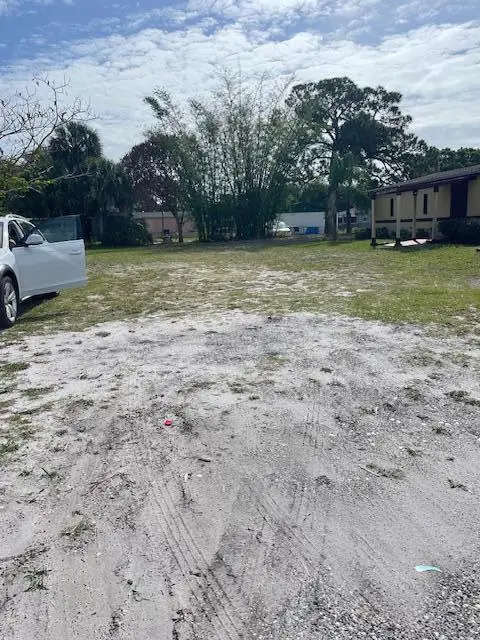 000 N 25th Street, Fort Pierce, FL 34994 - #2