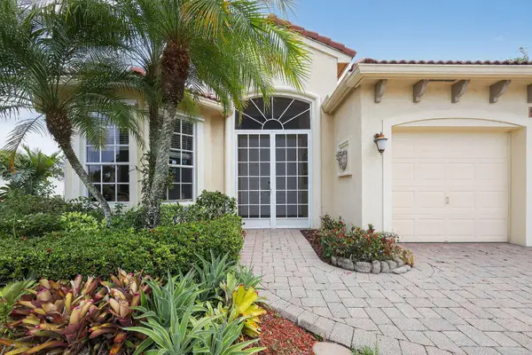 9430 Lantern Bay Circle, West Palm Beach, FL 33411