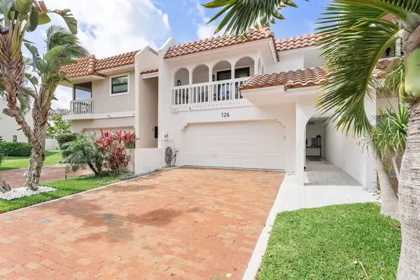 126 Harbor Circle, Delray Beach, FL 33483