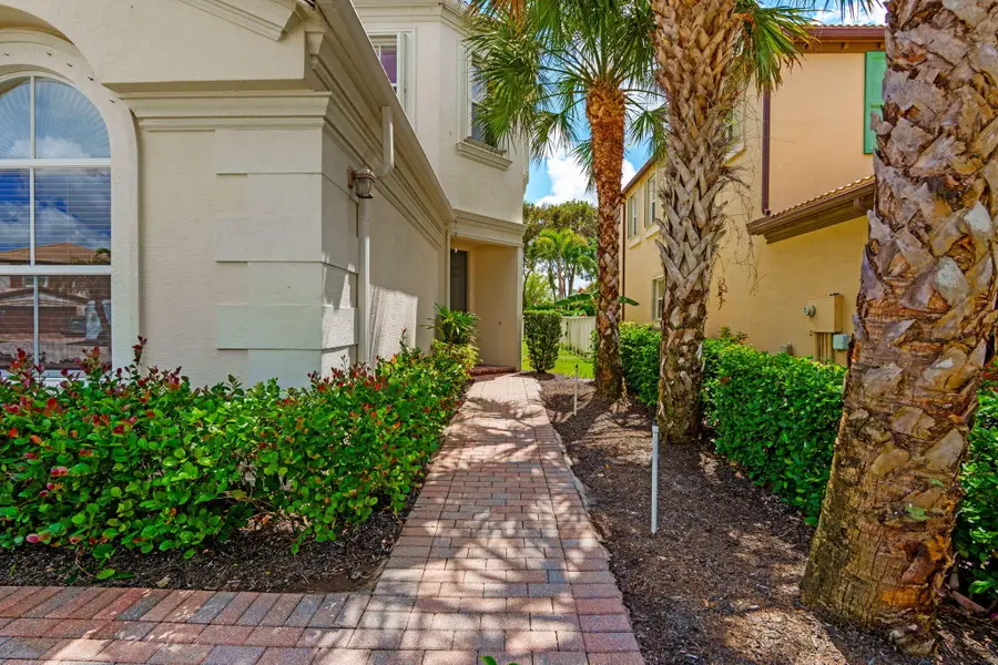 9723 Phipps Lane, Wellington, FL 33414 - #3