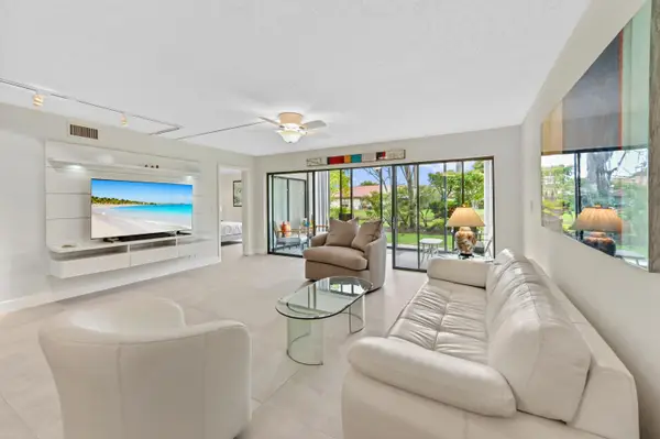 5743 Fairway Park Court #105, Boynton Beach, FL 33437