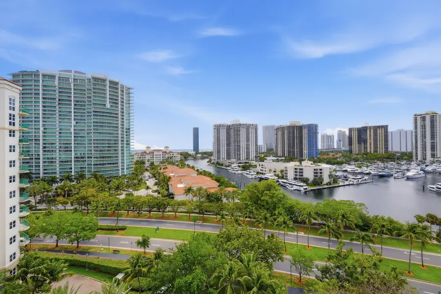 19900 E Country Club Drive #1101, Aventura, FL 33180 - #2