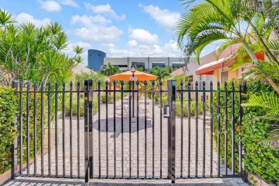 336 Arthur Street #124, Hollywood, FL 33019 - #2