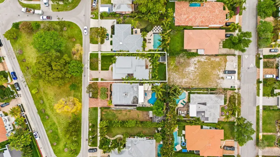 1004 SE 11th Street, Fort Lauderdale, FL 33316 - #3