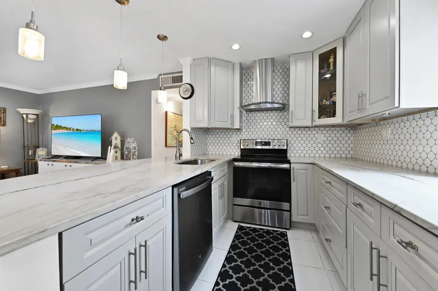 182 Piedmont D, Delray Beach, FL 33484 - #2