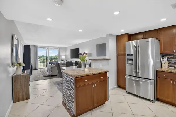 3001 W Rolling Hills Circle #501, Davie, FL 33328