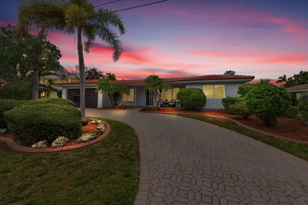 2211 NE 32nd Street, Lighthouse Point, FL 33064